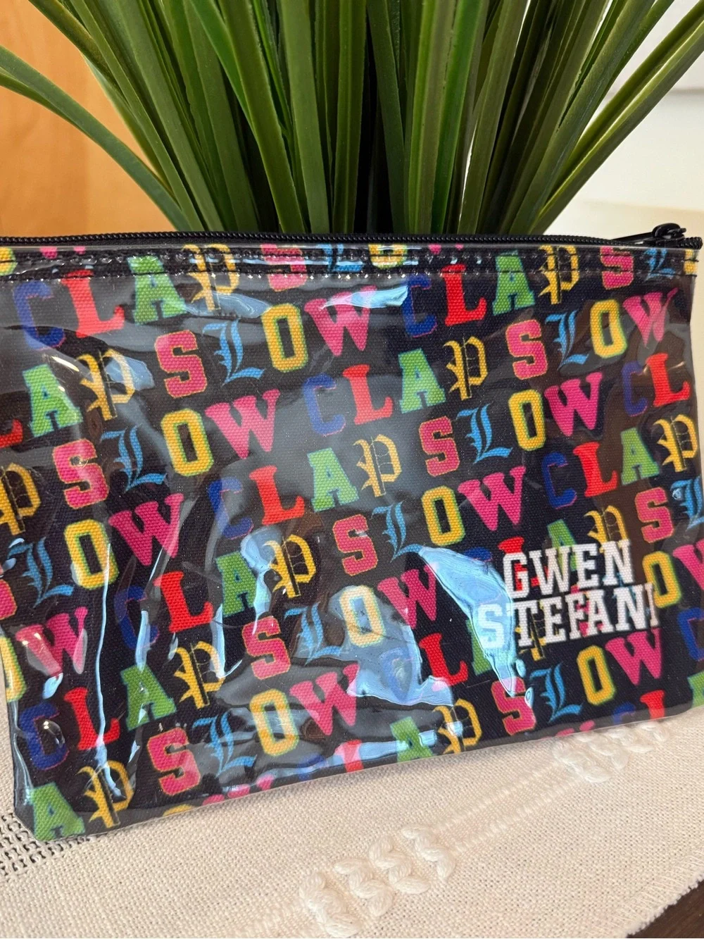 Black Multicolor 'Slow Clap' Cosmetic Pouch